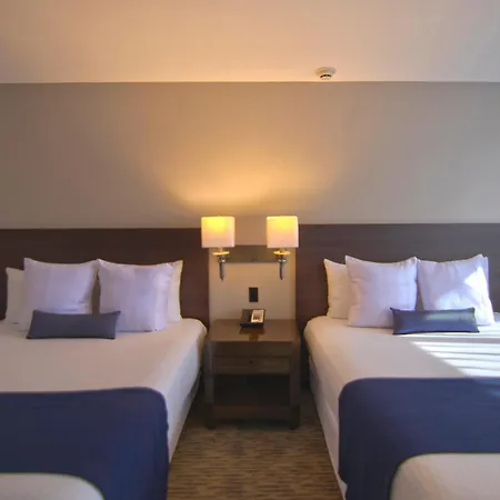 Grand Hotel Tijuana-3